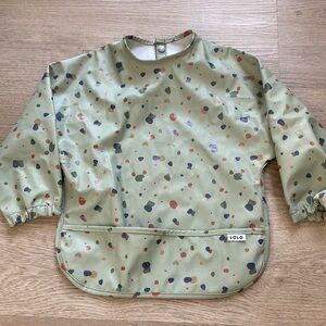 Lalo Smock Bib